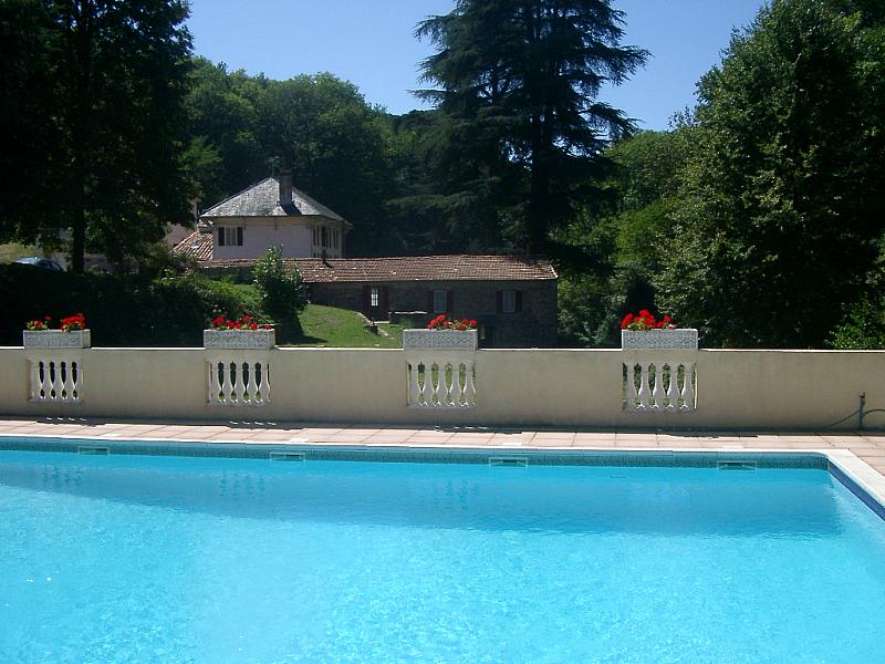 Last Minute Special Offer South France Holiday Villa with pool in Carcassonne