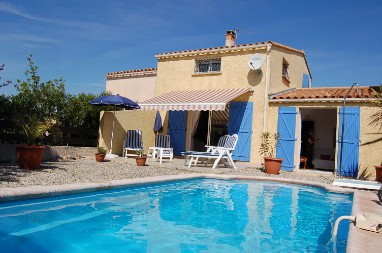 Last Minute Special Offer South France Holiday Villa with Private Pool