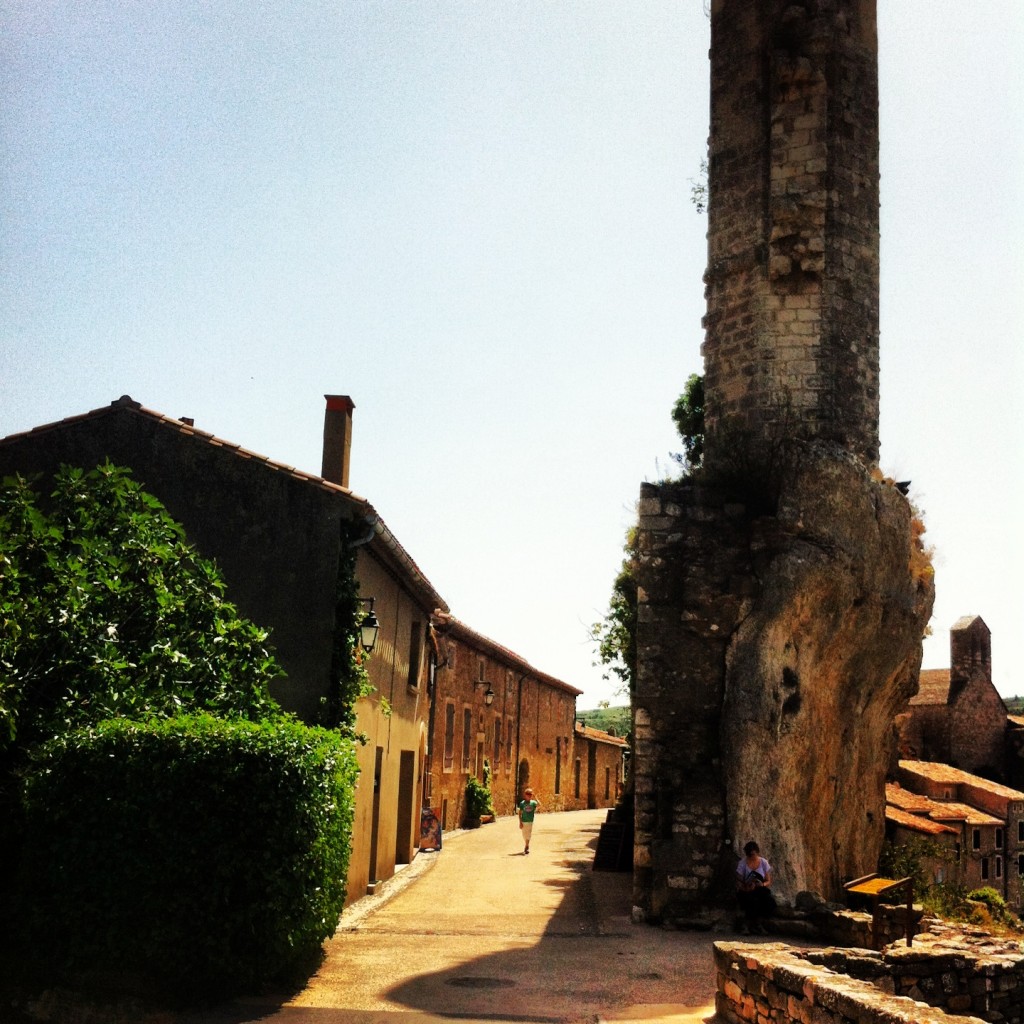 A narrow road in Minerve leading into the centre.