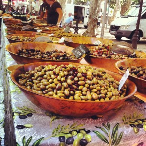 Olives at the St Chinian market